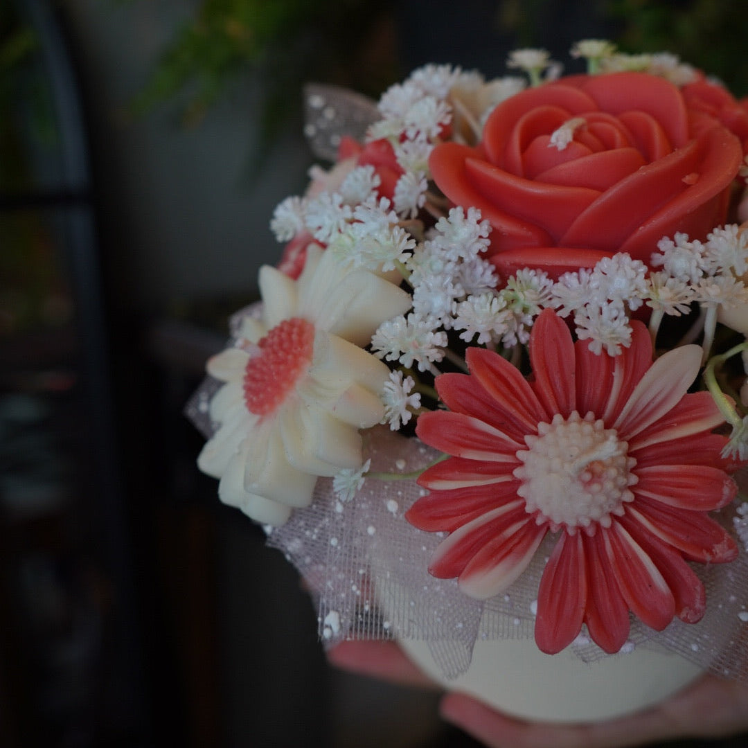 Daisy Candle Bouquet