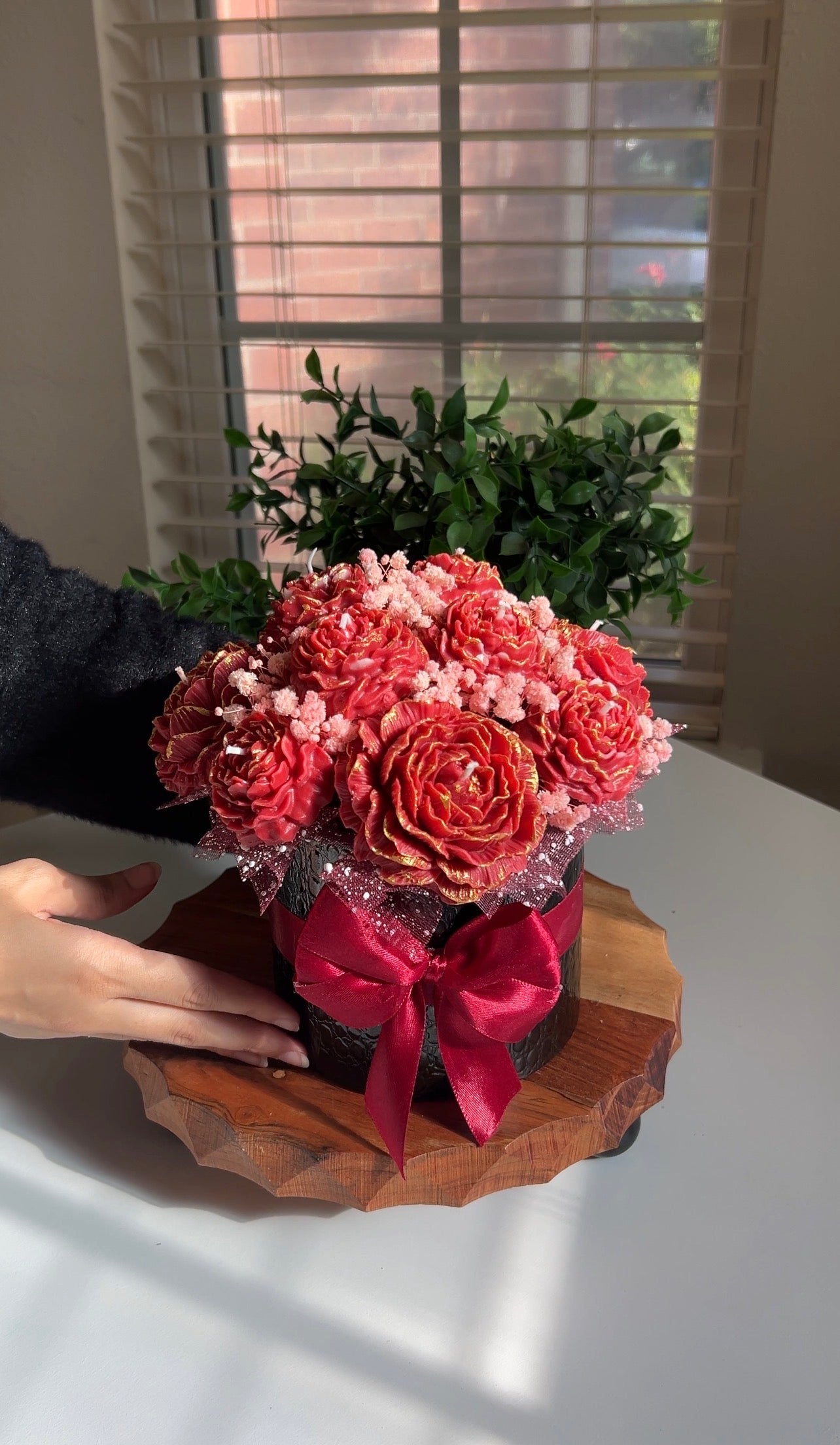 Gold Petal Candle Bouquet