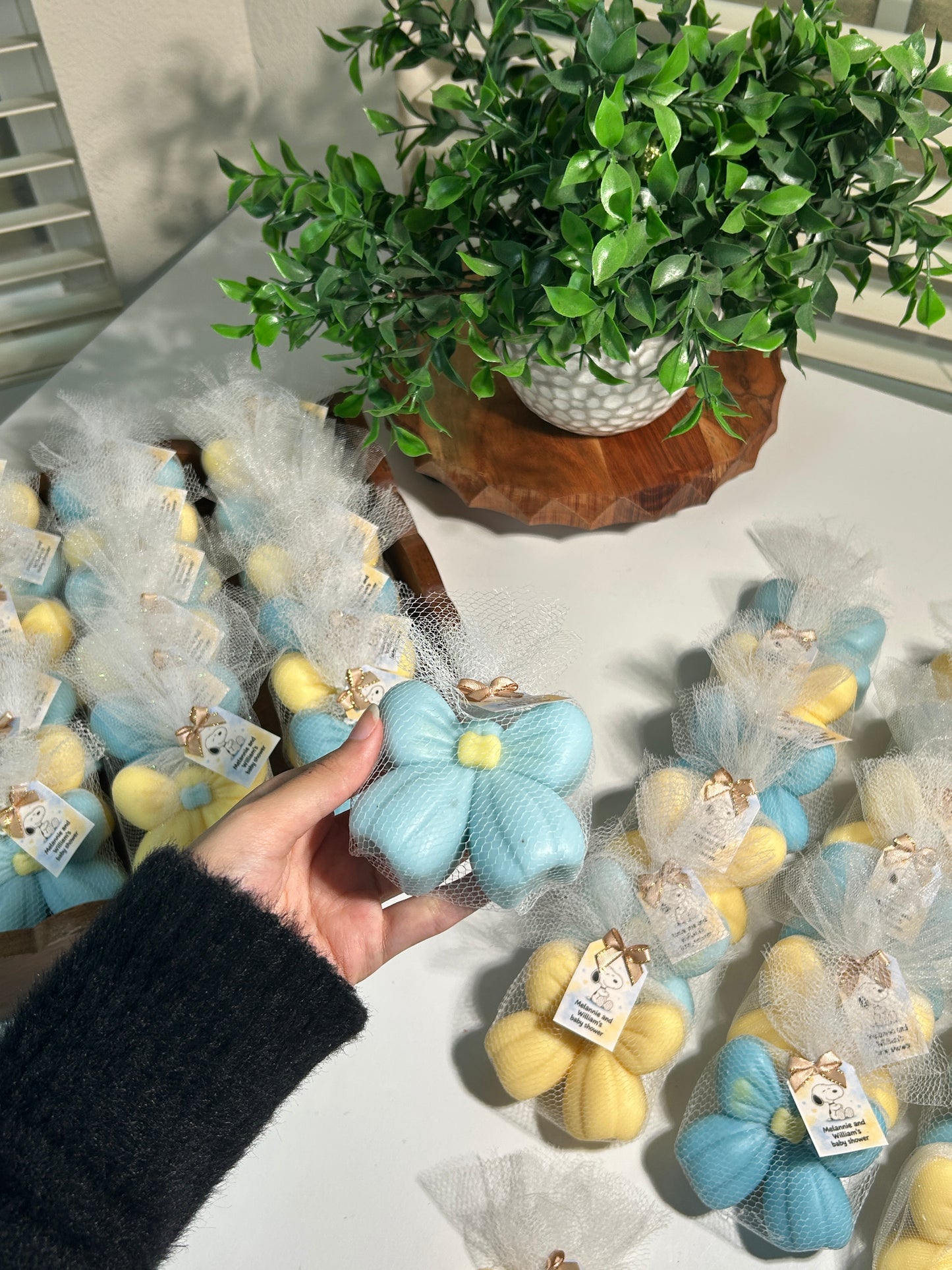 Bow Candle Favors