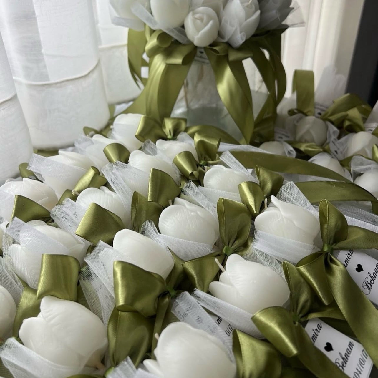 Tulip Candle favors