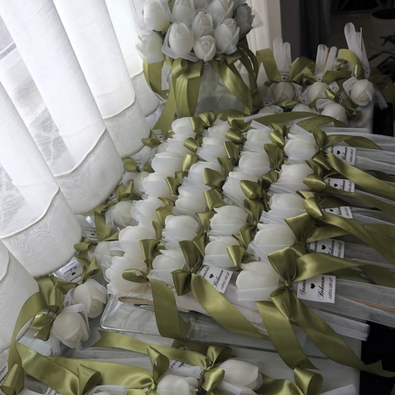Tulip Candle favors